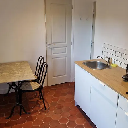 Dans Maison Normande